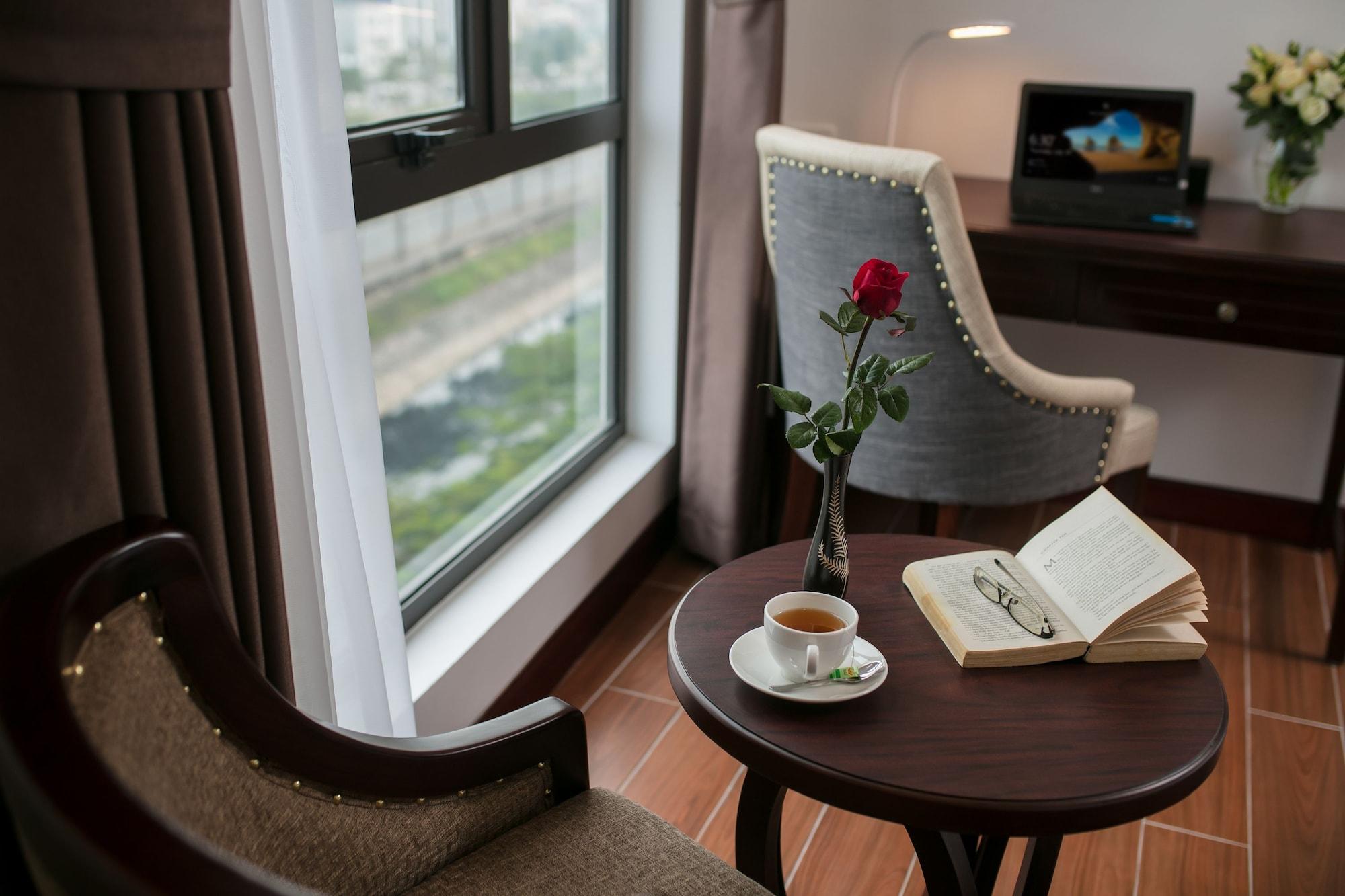 22Land Residence Hotel & Spa Hanoi Bagian luar foto