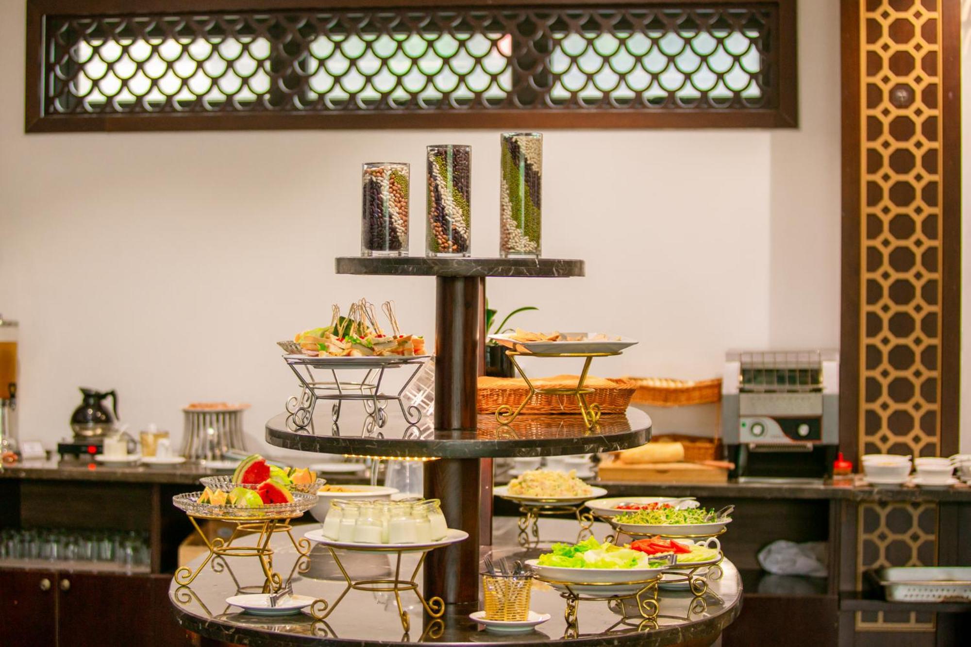 22Land Residence Hotel & Spa Hanoi Bagian luar foto
